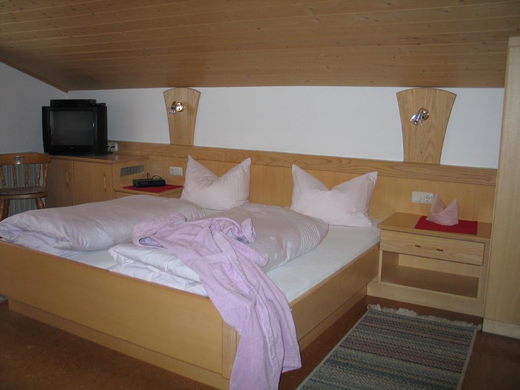 Pension Weiss Hohenwarth 部屋 写真