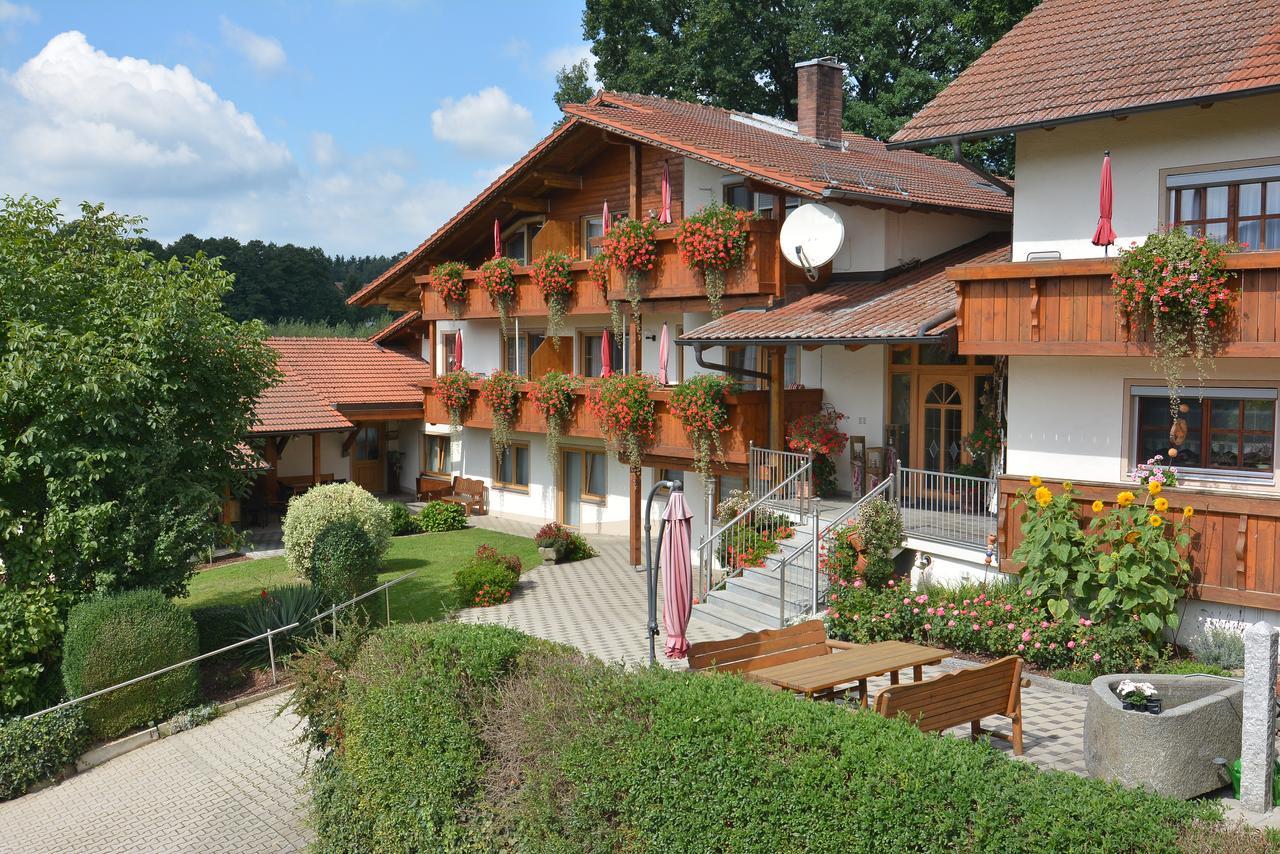 Pension Weiss Hohenwarth エクステリア 写真